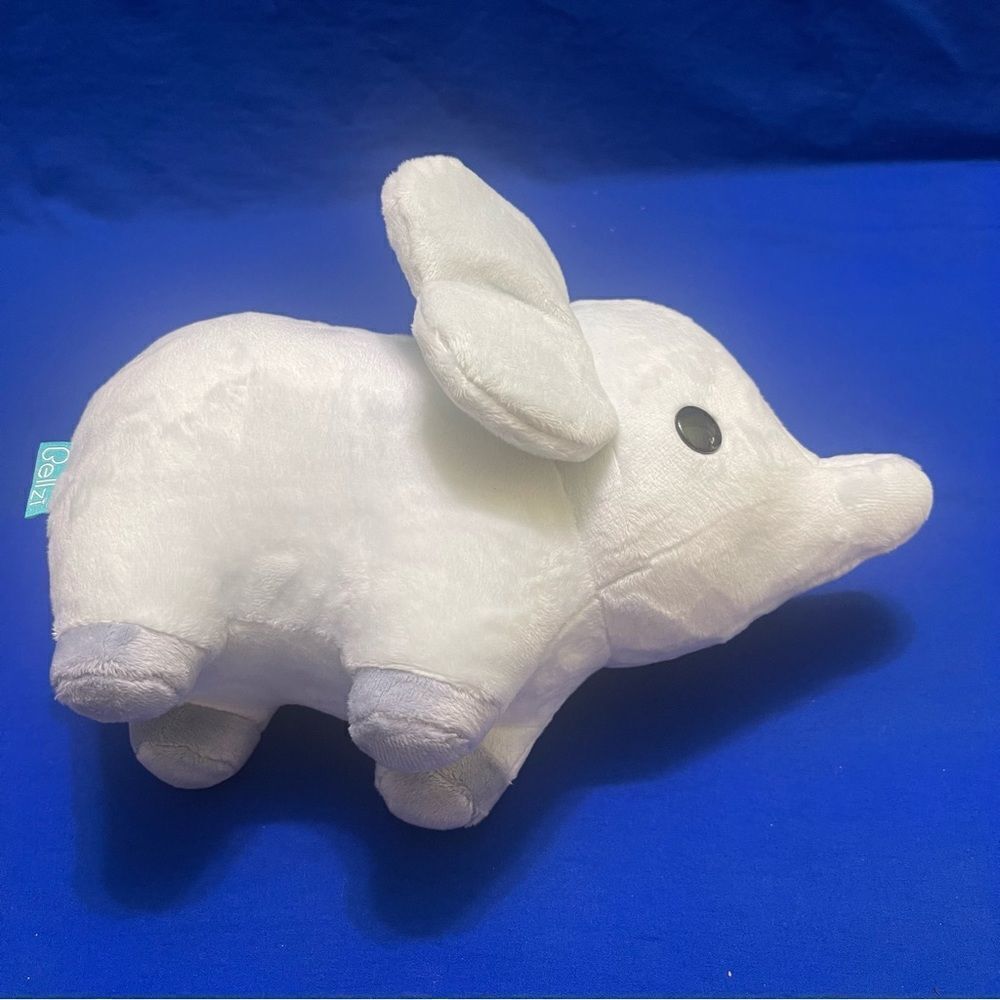 BELLZI PHANTI the Elephant plush Toy - Picture 2 of 8